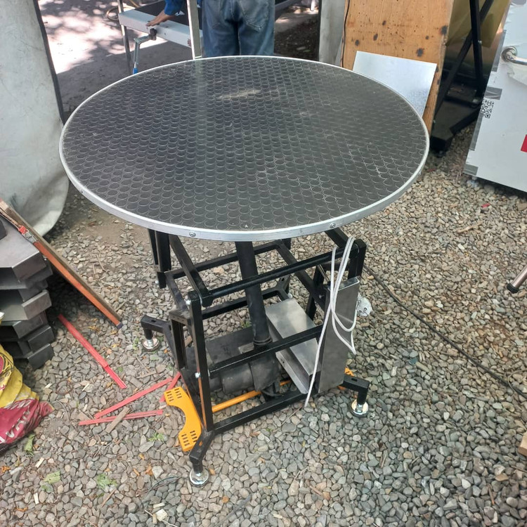 میز گرومینگ