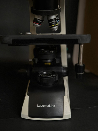 میکروسکوپ آمریکایی